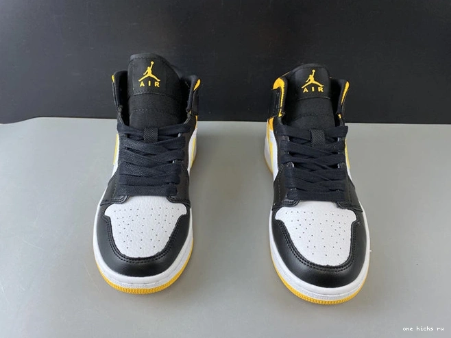 Cheap Durable CV5276- black white yellow 3758 Jordan1 Mid 1028